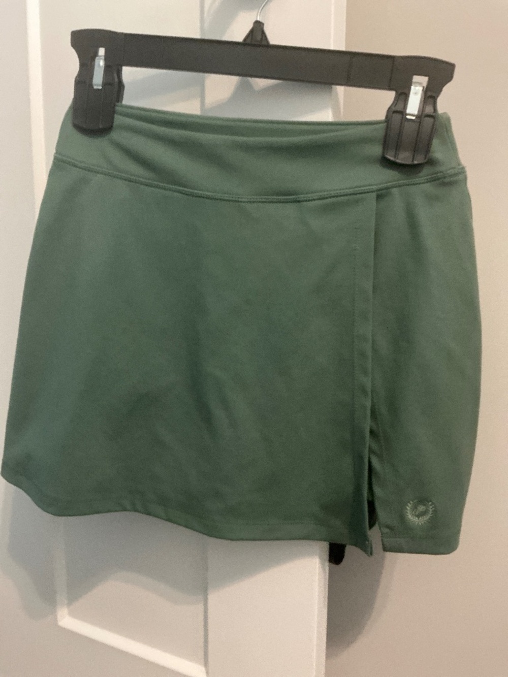 Victoria's Secret PINK SKORT with front slit